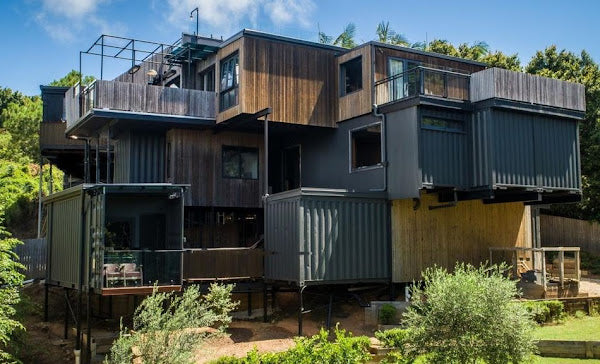 Varmt Rede – 5 Bedroom Hybrid Modular Home Built from 11 Shipping Containers, Queensland, Australia