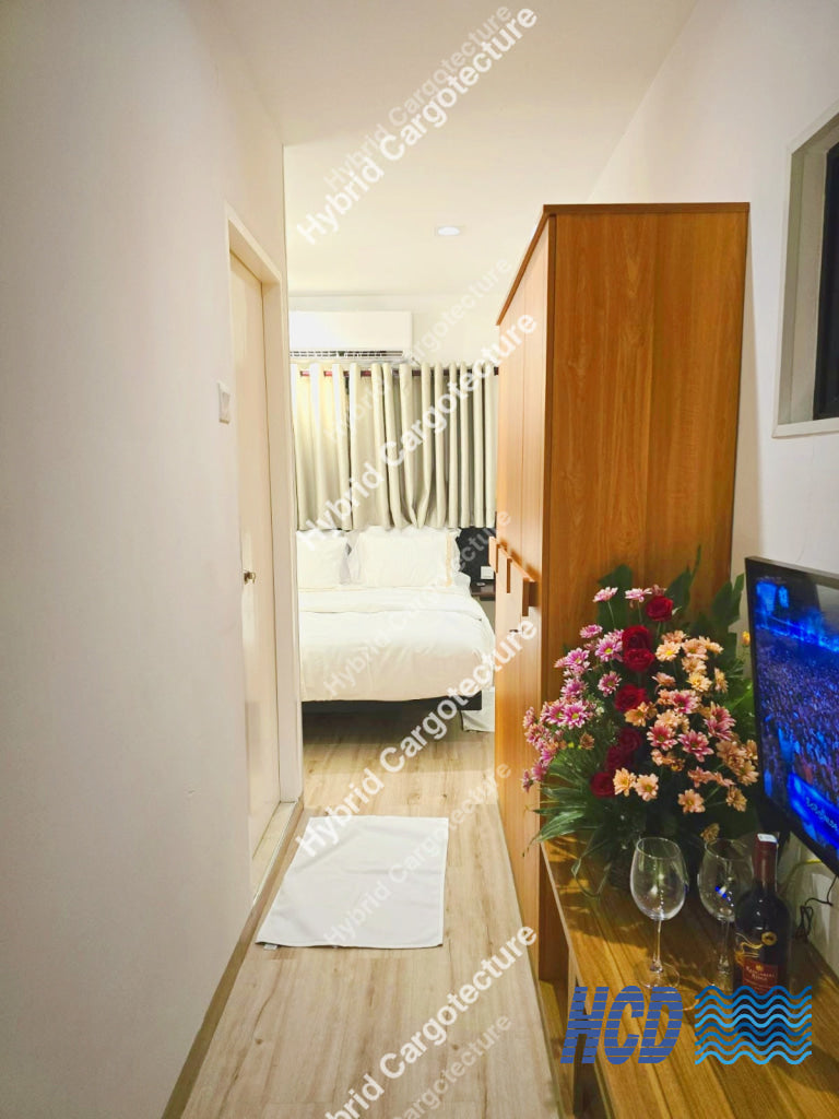 Capsule Chalet | Lunugamvehera - Second Image