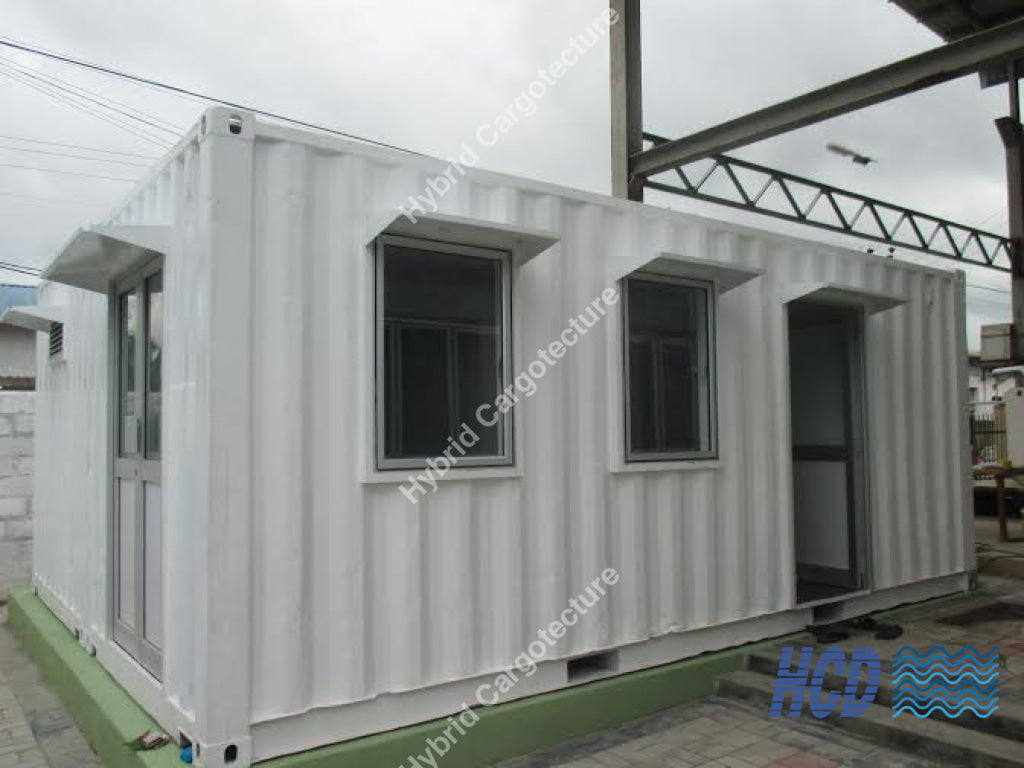 Two-container HCD doctor's office built for clinical consultation