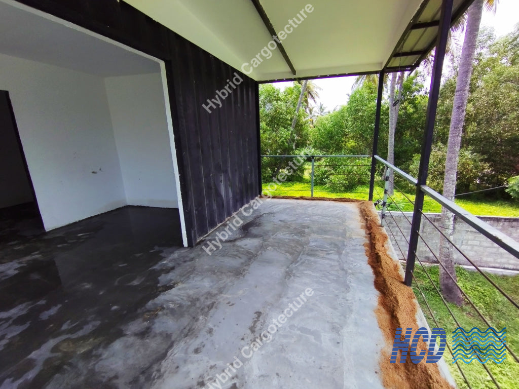 Hybrid Steel Civil And Shipping Container Home In Uswetakeiyawa